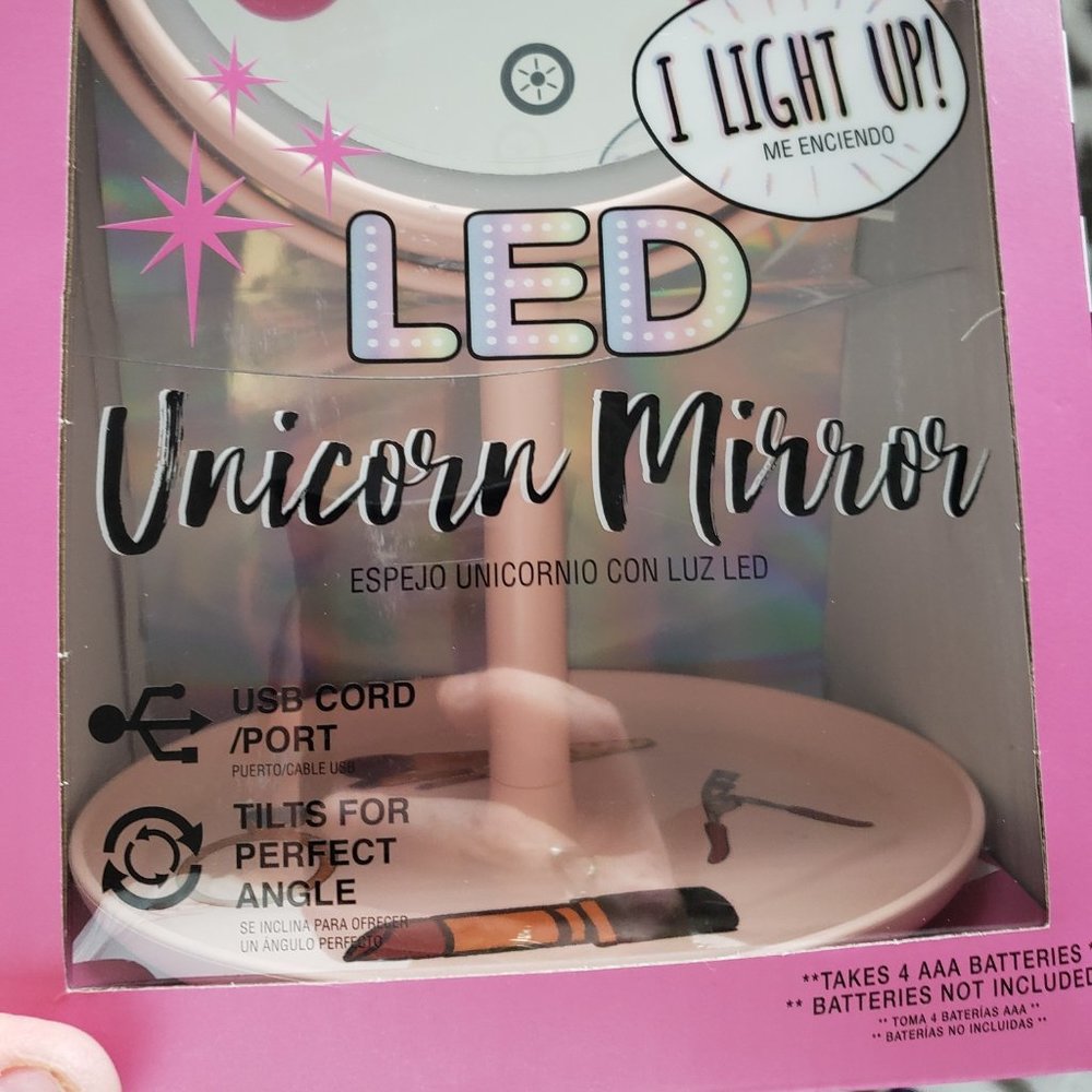 Uniform Mirror with LED Lights - Picture 3 of 6